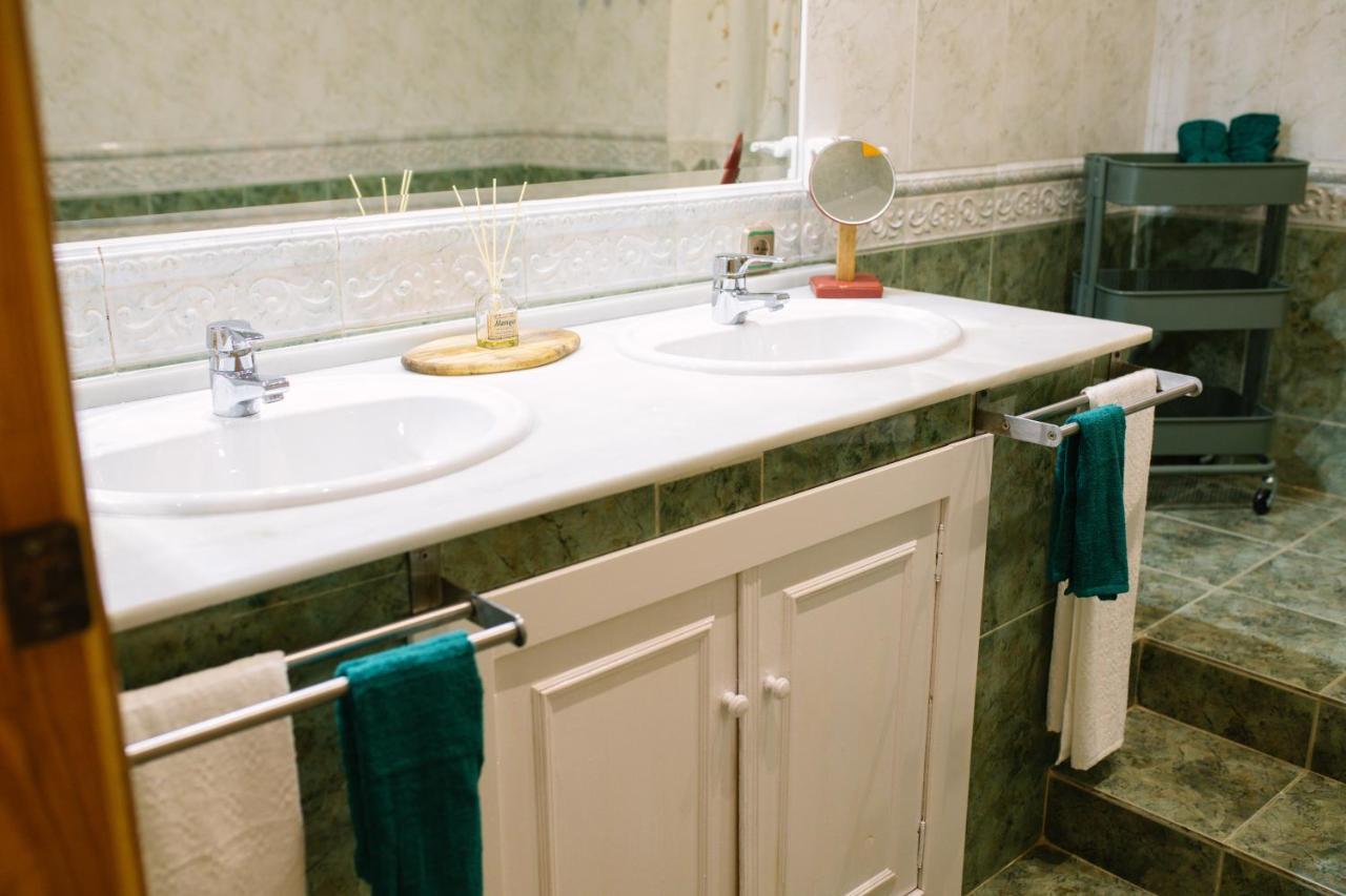 Gasthaus Casa Luxury "El Olivo De Cordoba" Con Jacuzzi Y Parking Privado Exterior foto
